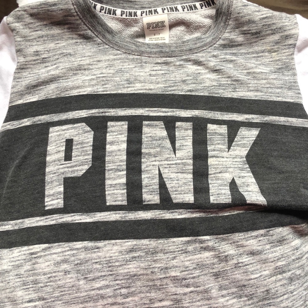 Cute PINK crew neck!!